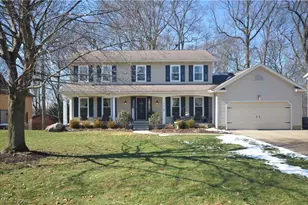 1128 Grovewood Dr, Tallmadge, OH 44278 - Photo 1