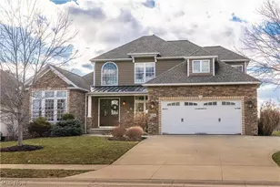 1124 Laurel Green Dr NE, North Canton, OH 44720 - Photo 1