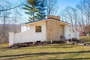 8010 Lakeview Dr, Nashport, OH 43830 - Photo 1