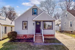 1610 Colonial Blvd NE, Canton, OH 44714 - Photo 1