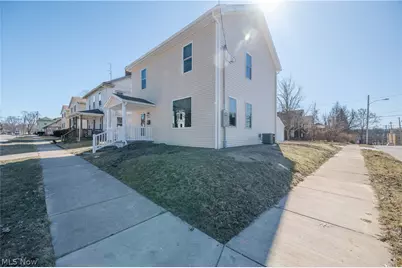 807 E Third Street, Salem, OH 44460 - Photo 1