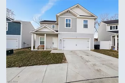 524 Auld Farm Circle, Akron, OH 44320 - Photo 1