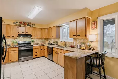 6746 Edgemoor Avenue, Solon, OH 44139 - Photo 10