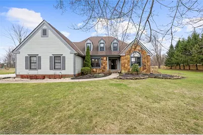 11275 Woodie Glen Drive, Chardon, OH 44024 - Photo 1