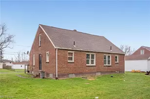 442 Fenton Ave NE, Canton, OH 44704 - Photo 18