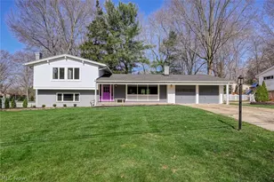 338 Asbury Rd, Fairlawn, OH 44333 - Photo 1