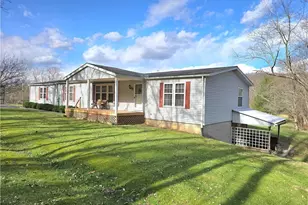 2656 Darlington Dr, Zanesville, OH 43701 - Photo 1