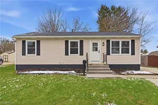 176 Grace Ave, Barberton, OH 44203 - Photo 1
