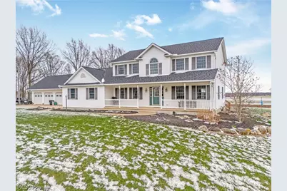 2186 Woodline Avenue SW, North Lawrence, OH 44666 - Photo 1