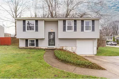 1077 S Diamond Street, Ravenna, OH 44266 - Photo 1