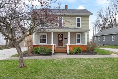 423 W Main Street, Dalton, OH 44618 - Photo 1