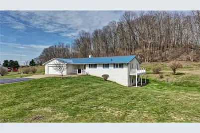 11652 Sandyville Road NE, Sandyville, OH 44671 - Photo 1