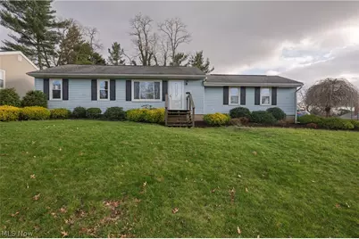 254 Ohio Avenue NW, New Philadelphia, OH 44663 - Photo 1