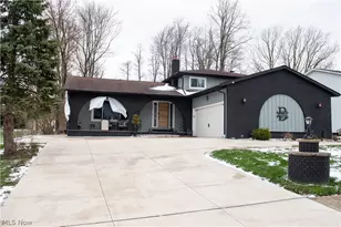 350 Panorama Dr, Green Hills, OH 44131 - Photo 1