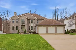 482 Brentwood Blvd, Copley, OH 44321 - Photo 1