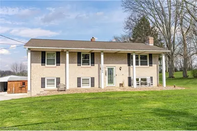13700 Market Avenue N, Hartville, OH 44632 - Photo 1
