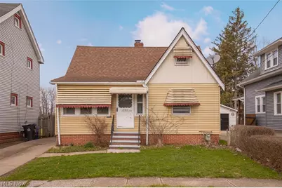 12010 Longmead Avenue, Loveland, OH 44135 - Photo 1