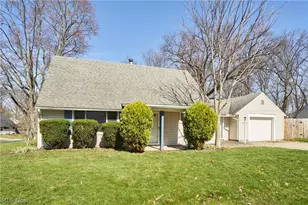 1011 Cooper Dr, Cuyahoga Falls, OH 44221 - Photo 1