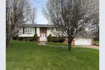 245 Kittle Street, Williamstown, WV 26187 - Photo 1