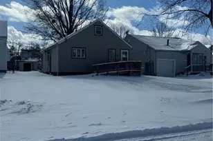 18309 Rockland Ave, Loveland, OH 44135 - Photo 1