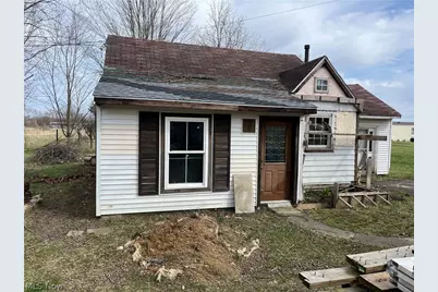 2812 Richmond Avenue NE, Canton, OH 44705 - Photo 1