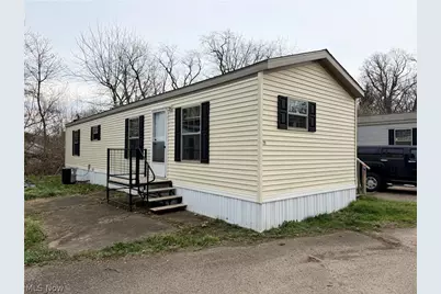 2606 Lincoln Way W #29, Massillon, OH 44647 - Photo 1