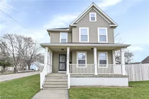 3241 W 50th St, Loveland, OH 44102 - Photo 1