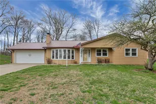 224 Brentwood Dr, Newark, OH 43055 - Photo 1