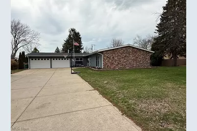 7145 Lakeshore Boulevard, Mentor, OH 44060 - Photo 1
