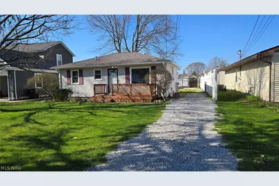 1060 Bryce Avenue, Aurora, OH 44202 - Photo 1