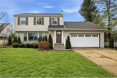 23250 Fairmount Boulevard, Huber Heights, OH 44122 - Photo 1