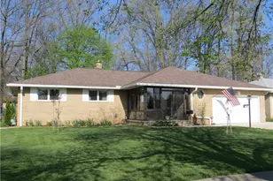 6204 Meadview Dr, Green Hills, OH 44131 - Photo 1