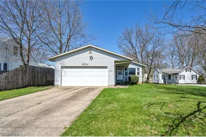 2805 Shelburn Avenue, Akron, OH 44312 - Photo 1