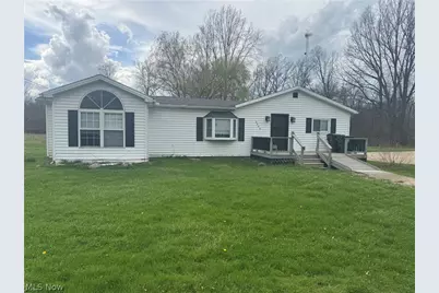 3946 Dunton Road, Lorain, OH 44055 - Photo 1