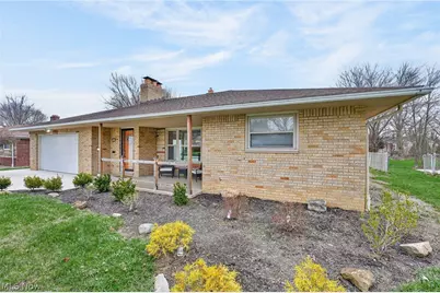 4527 W Ranchview Avenue, North Olmsted, OH 44070 - Photo 1