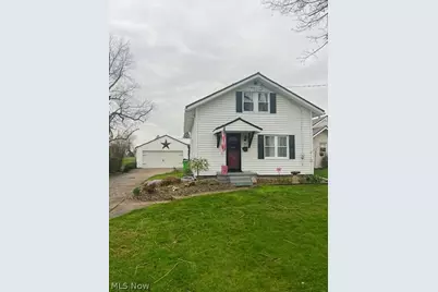 37 23rd Street NW, Massillon, OH 44647 - Photo 1