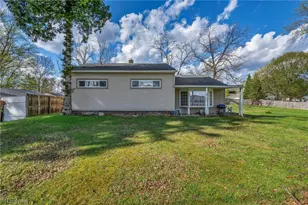 2727 McElwain Rd, Akron, OH 44312 - Photo 1