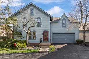 41 Hudson Common Dr, Hudson, OH 44236 - Photo 1