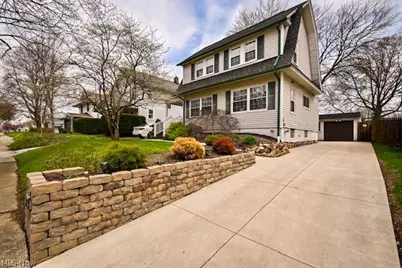 1813 Glenmount Avenue, Akron, OH 44301 - Photo 1