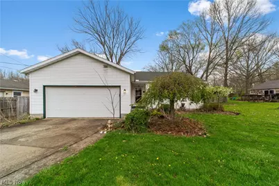 3869 Dayton Avenue, Lorain, OH 44052 - Photo 1