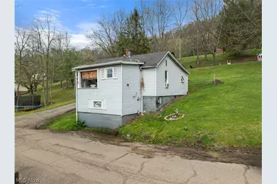 134 Coss Street, Dillonvale, OH 43917 - Photo 1