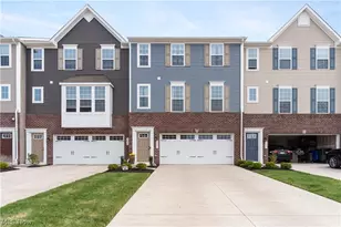 4037 N Steels Cir, Cuyahoga Falls, OH 44224 - Photo 1