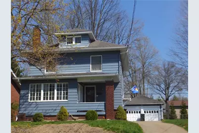 1915 34th Street NW, Canton, OH 44709 - Photo 1