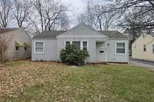 2044 N Green Rd, Loveland, OH 44121 - Photo 1