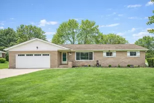 5008 Laddie Dr, New Franklin, OH 44319 - Photo 1
