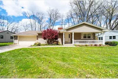 122 Garwood Drive, Canfield, OH 44406 - Photo 1