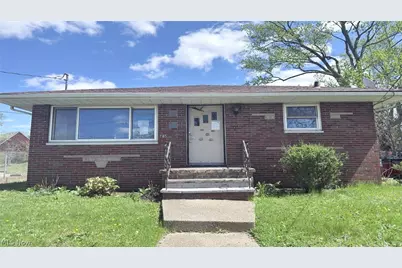 785 Brittain Road, Akron, OH 44305 - Photo 1