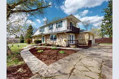 867 Sunset View Boulevard, Tallmadge, OH 44278 - Photo 1