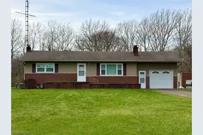 11455 Walnut Avenue NE, Alliance, OH 44601 - Photo 1