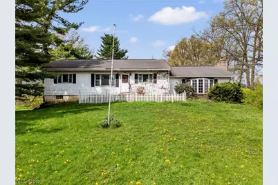 11829 Marlboro Avenue, Alliance, OH 44601 - Photo 1